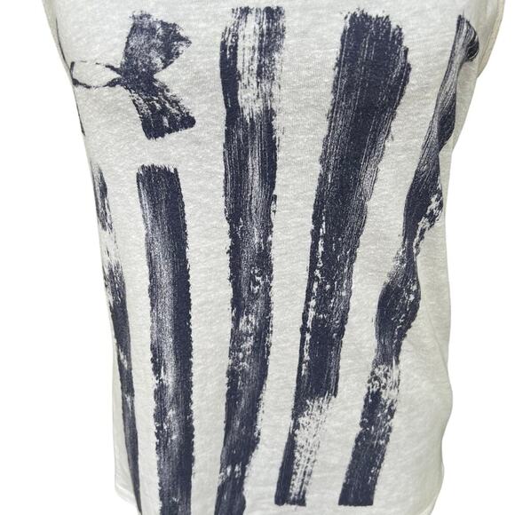 Under Armour women's size S loose fit, white with blue flag - Picture 2 of 5